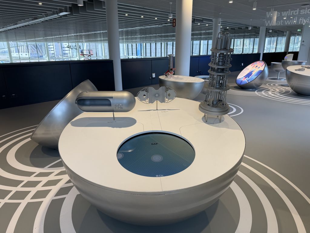 Lufthansa Hangar One Frankfurt: Hochwertige Modelle von MTC Modellbau®
